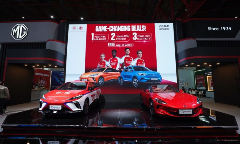 MG tawarkan beragam promo ke konsumen kendaraan listrik pada IIMS 2025