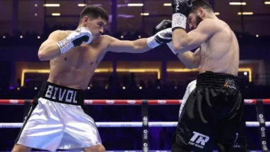 Dmitry Bivol Balas Kalahkan Artur Beterbiev, Paksakan Trilogi Tak Terbantahkan