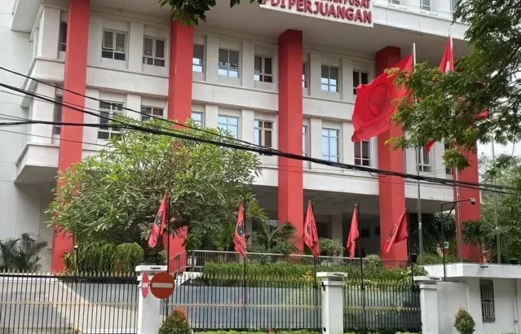 Suasana Kantor DPP PDIP usai Hasto Ditahan KPK lalu Megawati Instruksikan Tunda Ikut Retreat