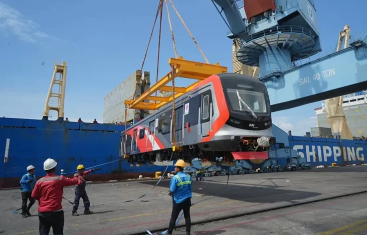 2 Trainset KRL Commuter Baru dari China Sampai pada Indonesia, Kapan Dipakai KAI?