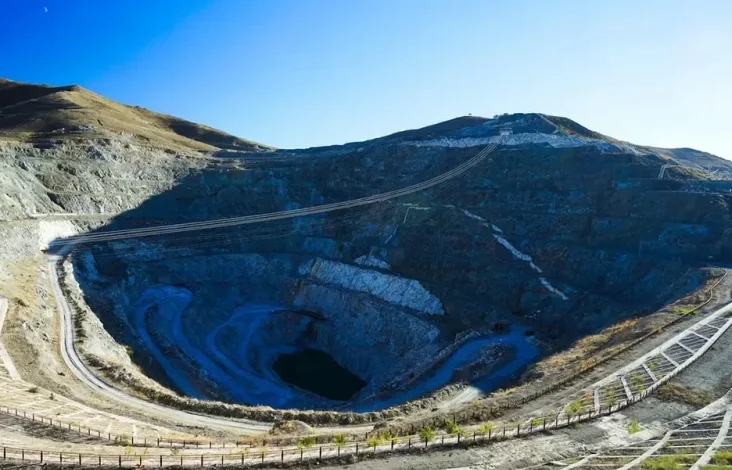 5 Fakta Penting Kesepakatan Harta Karun Mineral Langka tanah tanah Ukraina lalu Negeri Paman Sam
