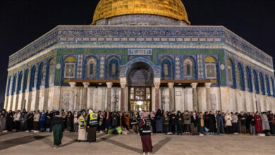 tanah tanah Israel Batasi Akses Umat Islam di Masjid Al-Aqsa pada waktu Salat Hari Hari Jumat Pertama Periode Ramadan