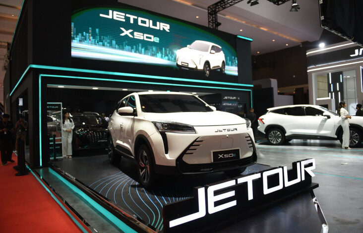 Jetour X50e Curi Perhatian pada area IIMS 2025: Mobil Listrik Impian yang dimaksud digunakan Bikin Penasaran!