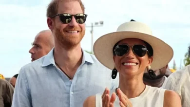 Keluarga Kerajaan Ancam Cabut Gelar Pangeran Harry kemudian juga Meghan Markle