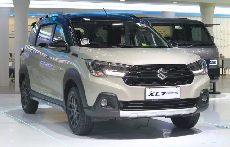 Suzuki Guncang IIMS 2025: Hybrid Memikat lalu Petualangan Membara!