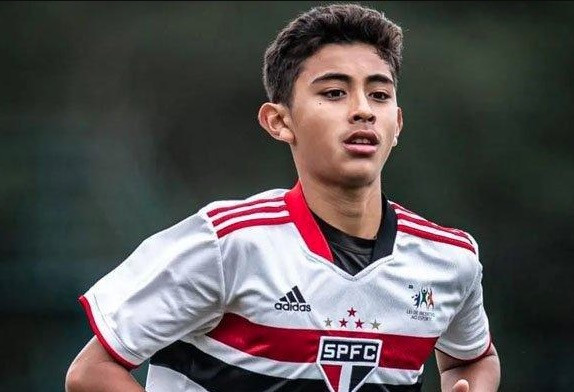 Welber Jardim, Pemain Timnas Indonesia yang tersebut mana Tanda Tangan Kontrak Profesional pada Sao Paulo FC