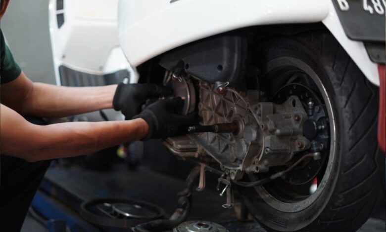 Berapa biaya servis Vespa matic? Simak rinciannya di sini!