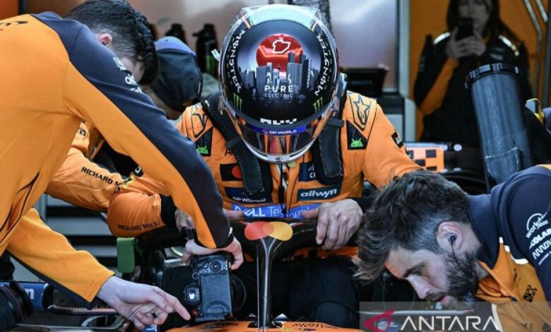 Duo McLaren Norris dan juga juga Piastri saling sikut ke puncak klasemen