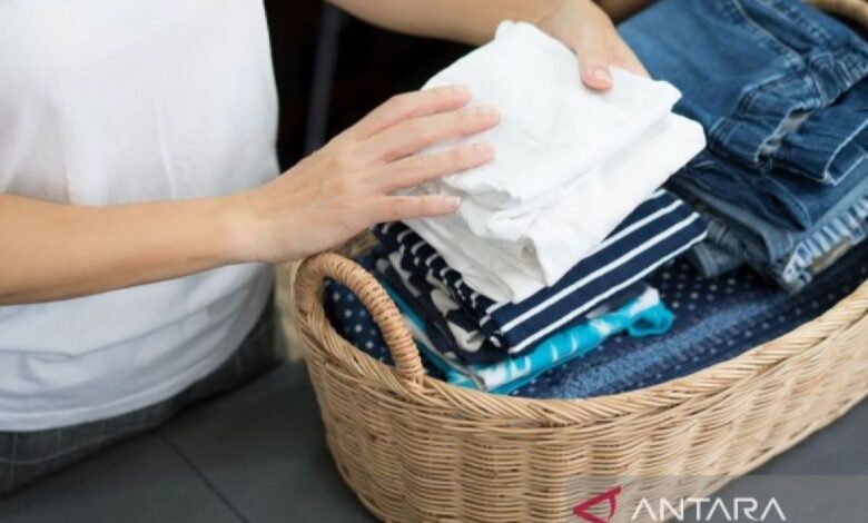 Noda minyak pada jeans susah hilang? Hal ini adalah cara efektif mengatasinya