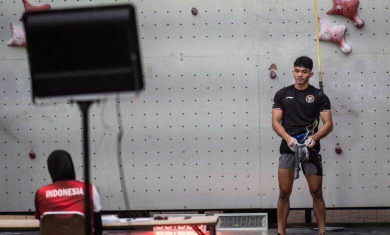 Skuad regu panjat tebing Negara Negara Indonesia untuk IFSC World Cup Bali 2025