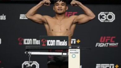 Jeka Saragih bersiap hadapi Joo Sang Yoo di dalam pada UFC 316